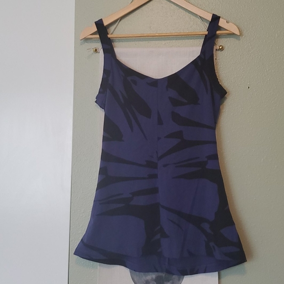 Top - Picture 3 of 4